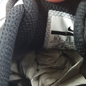 nike varsity comp 2 trainers mens